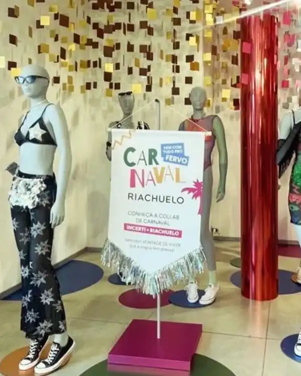 51-A8C3311A-5A78-43BD-80EC-A3223AE784DB