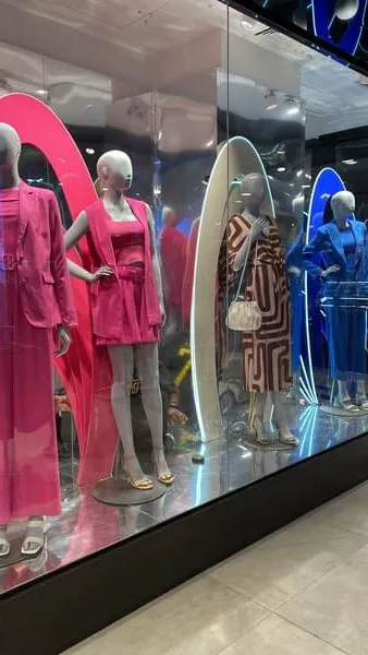 72-E49070DC-D8D1-4C8A-BBCC-7B58F62E153F